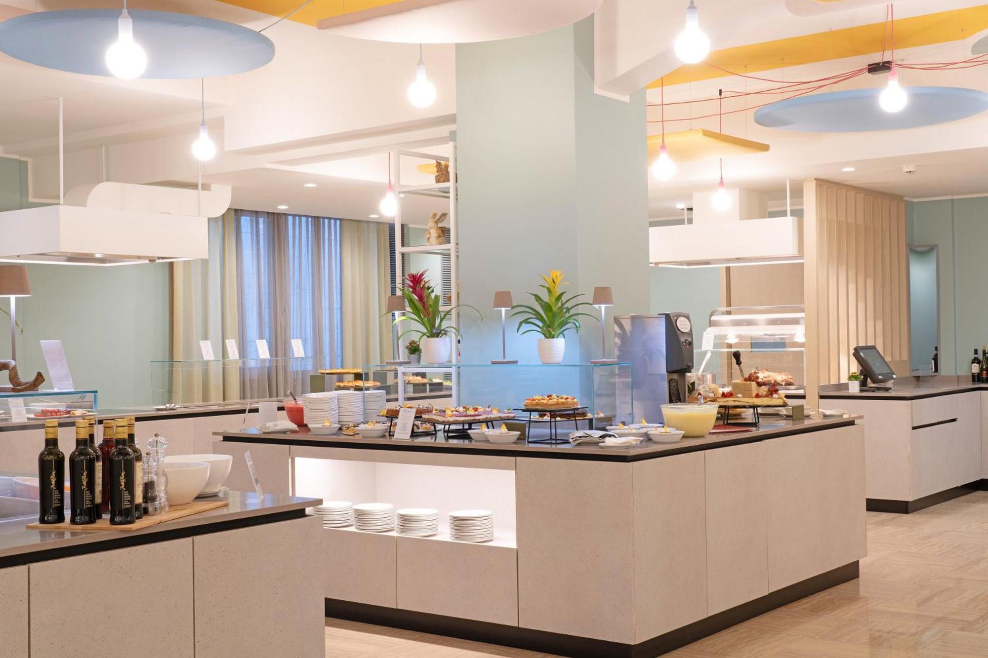 Hotel La Perla - Bike Hotel Гарда Екстериор снимка