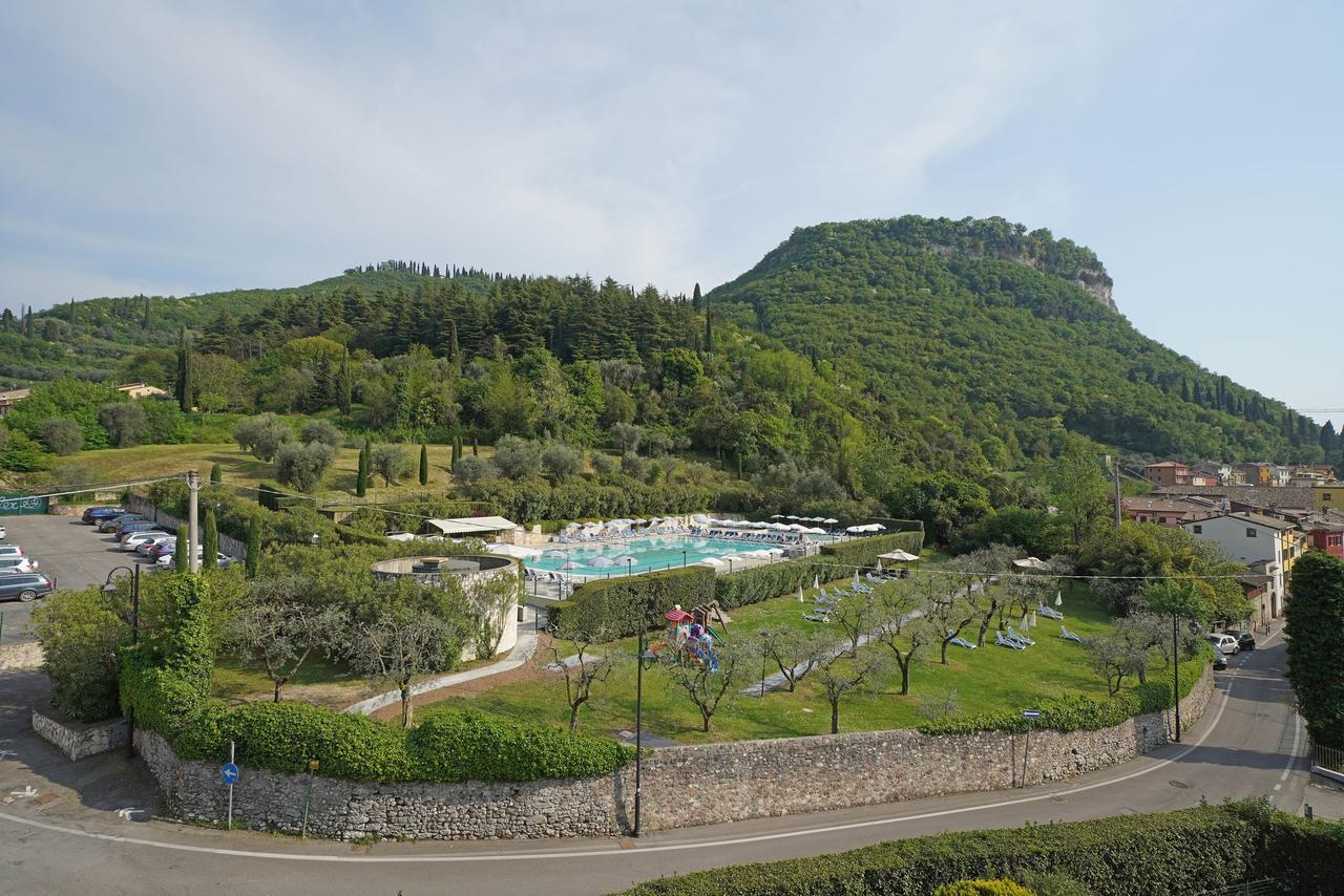 Hotel La Perla - Bike Hotel Гарда Екстериор снимка