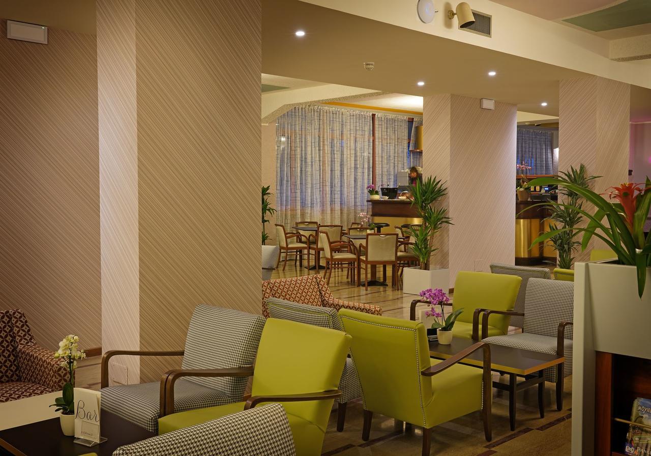 Hotel La Perla - Bike Hotel Гарда Екстериор снимка