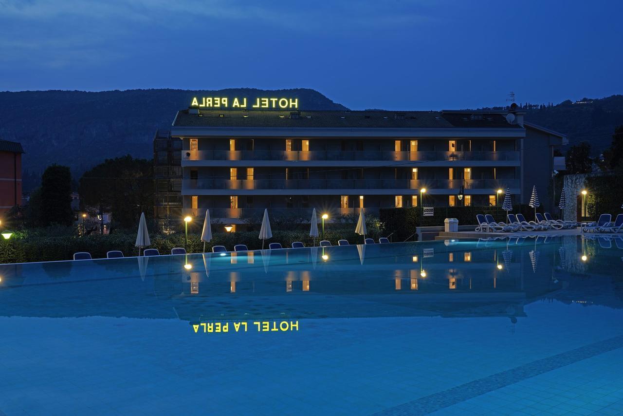Hotel La Perla - Bike Hotel Гарда Екстериор снимка
