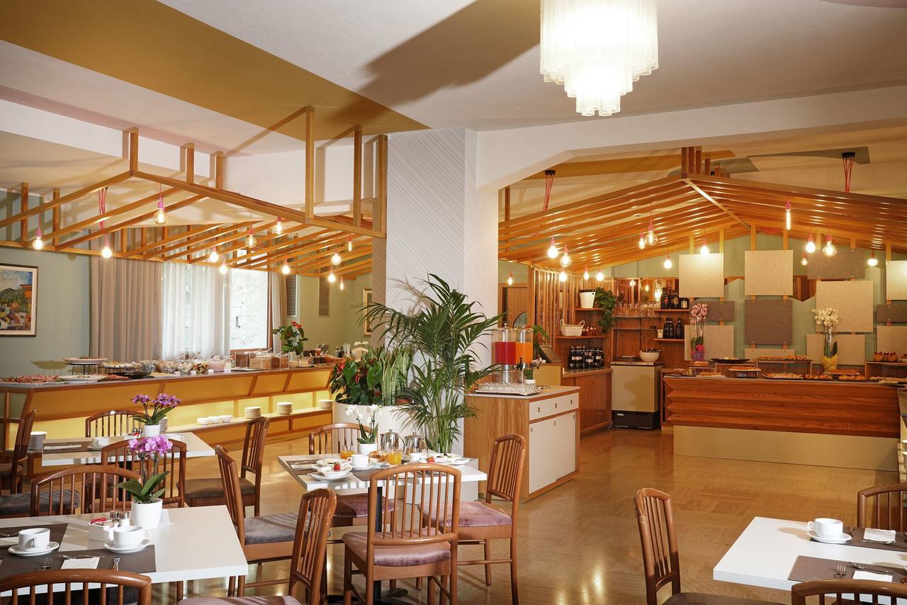Hotel La Perla - Bike Hotel Гарда Екстериор снимка