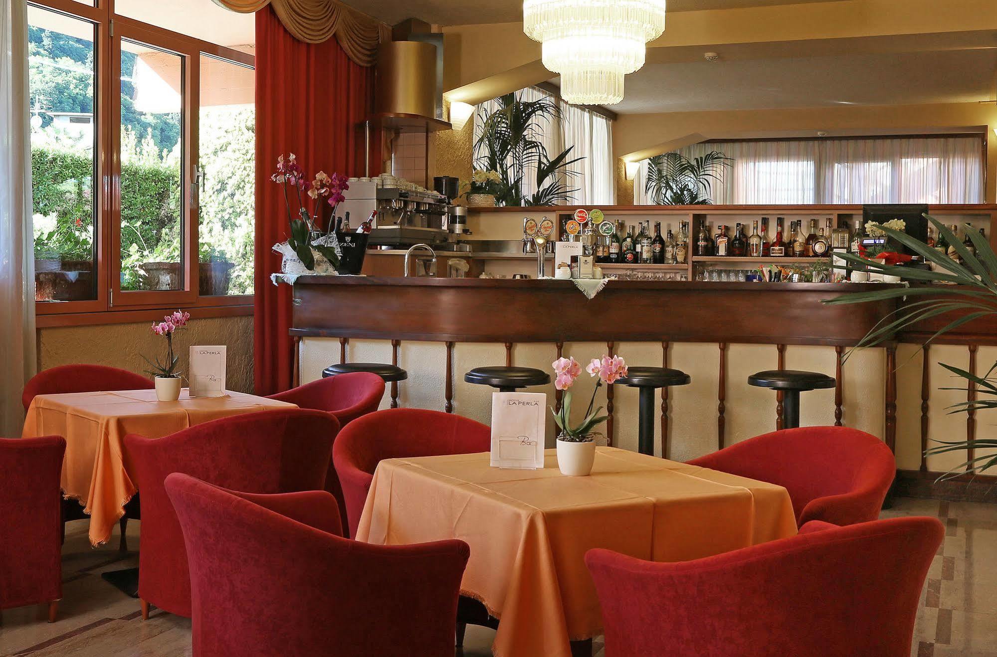 Hotel La Perla - Bike Hotel Гарда Екстериор снимка
